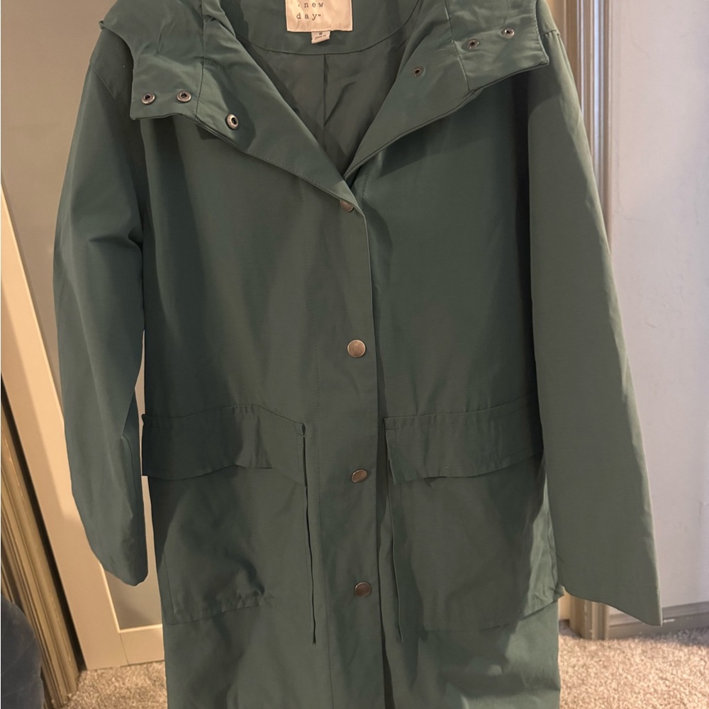 A NEW DAY women's green water-repellent rain coat jacket